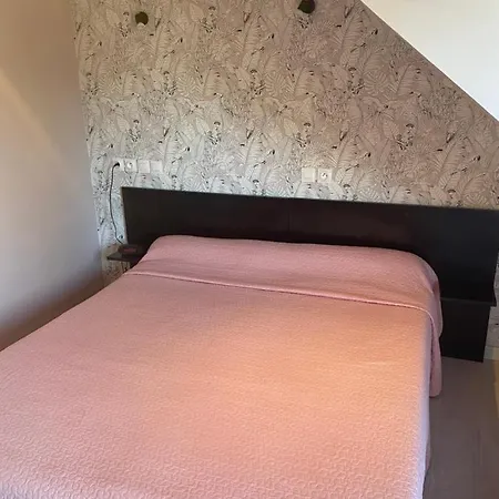 Le Cheval Blanc Отель Saint-Gatien-des-Bois